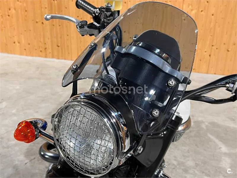Triumph Scrambler EFI – Vista 41