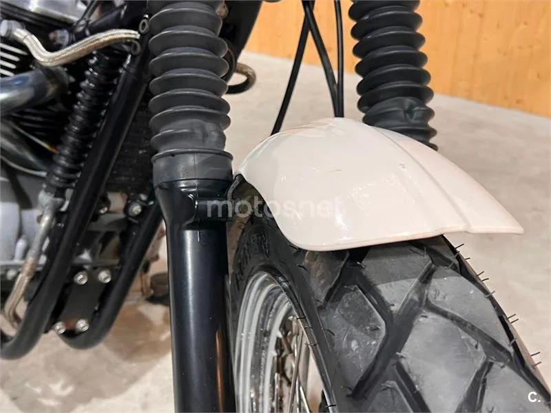 Triumph Scrambler EFI – Vista 8