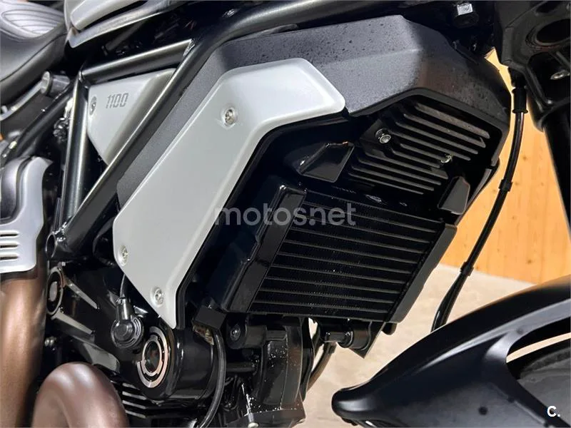 Ducati Scrambler – Vista 13