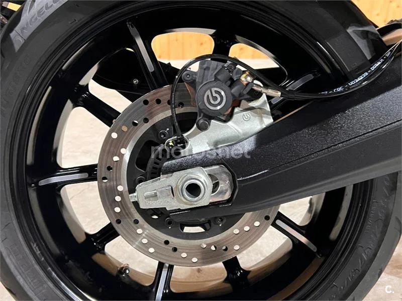 Ducati Scrambler – Vista 21