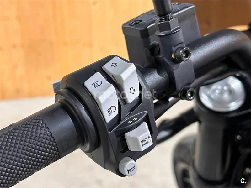 Ducati Scrambler – Vista 63