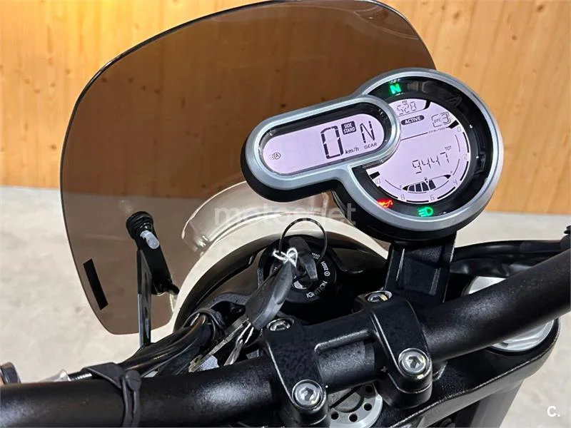 Ducati Scrambler – Vista 75
