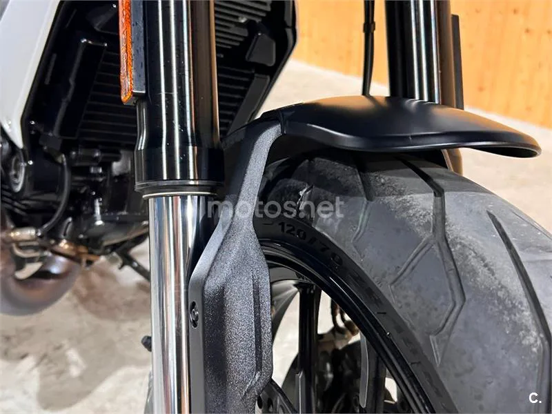 Ducati Scrambler – Vista 10