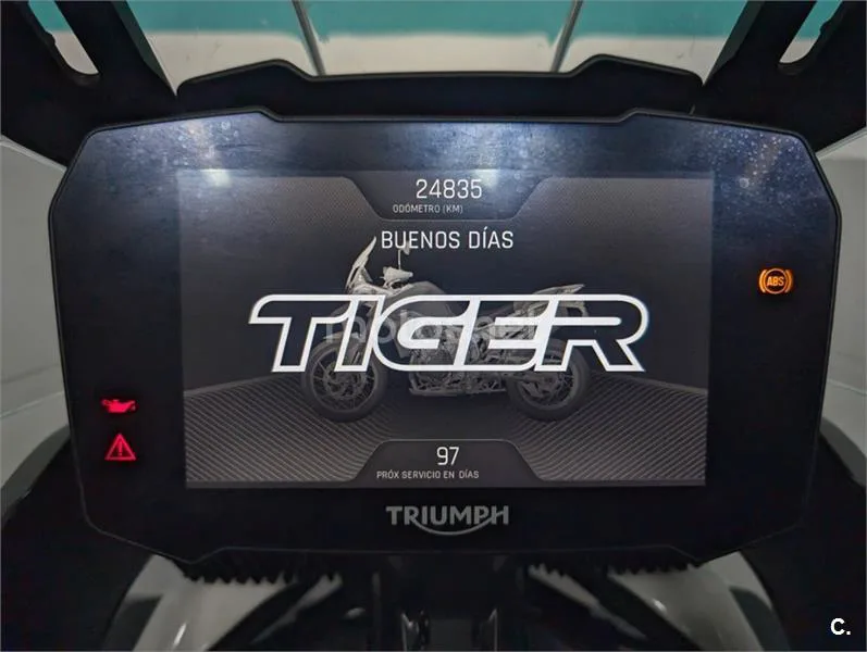 Triumph Tiger 900 – Vista 11