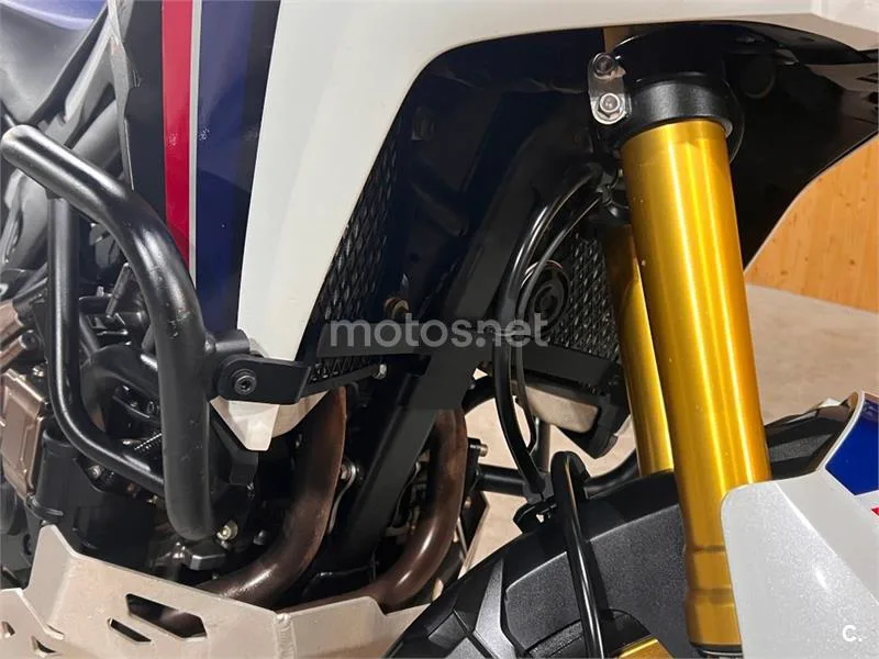 Honda CRF 1000L Africa Twin – Vista 13