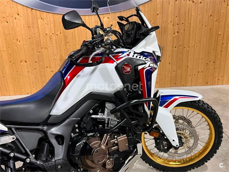 Honda CRF 1000L Africa Twin – Vista 64