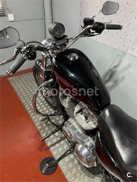 Harley-Davidson Sportster 883 – Vista 10