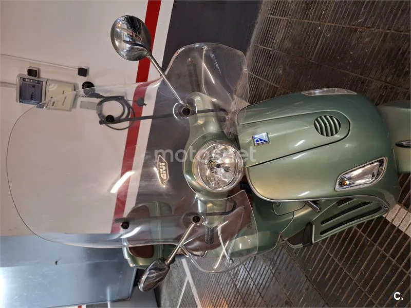 Vespa LX 125 – Vista 8