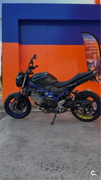 Suzuki SV 650 – Vista 3