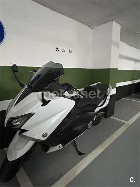 Yamaha TMAX 530 – Vista 5