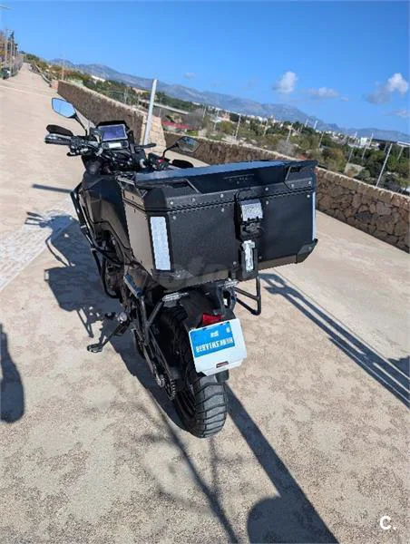 Honda CRF1100L Africa Twin - Vista 4