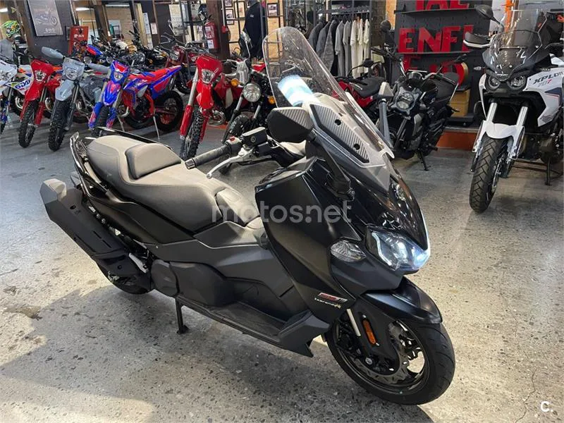 SYM Maxsym TL 508 – Vista 3