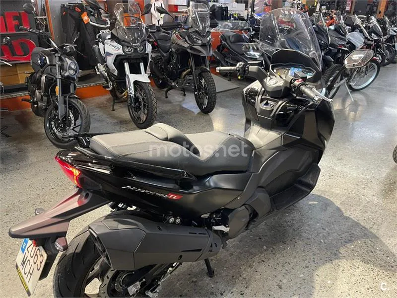 SYM Maxsym TL 508 – Vista 4