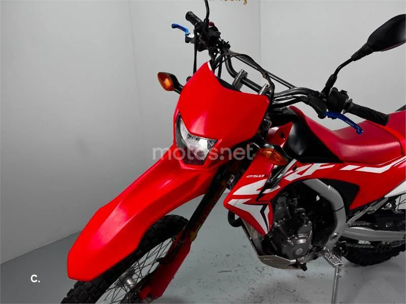 Honda CRF 250 L – Vista 15
