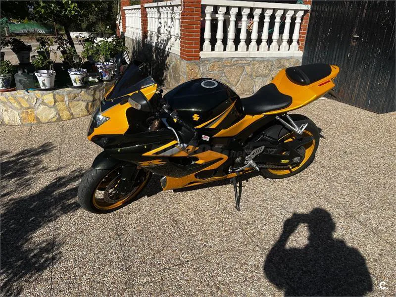 Suzuki GSX R1000 5500 € 2006 Madrid - 1