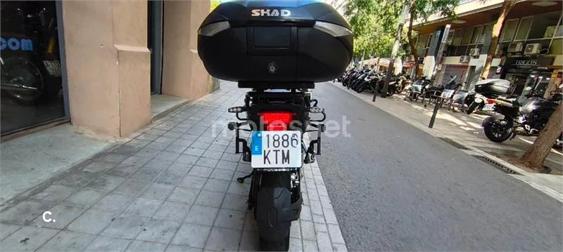 Benelli TRK 502 – Vista 32
