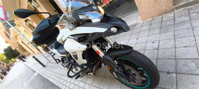 Benelli TRK 502 – Vista 40