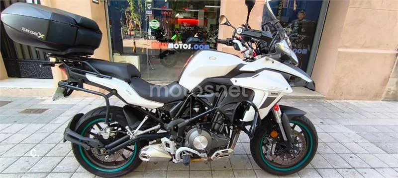 Benelli TRK 502 – Vista 43