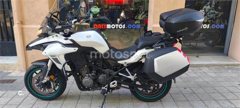 Benelli TRK 502 – Vista 56