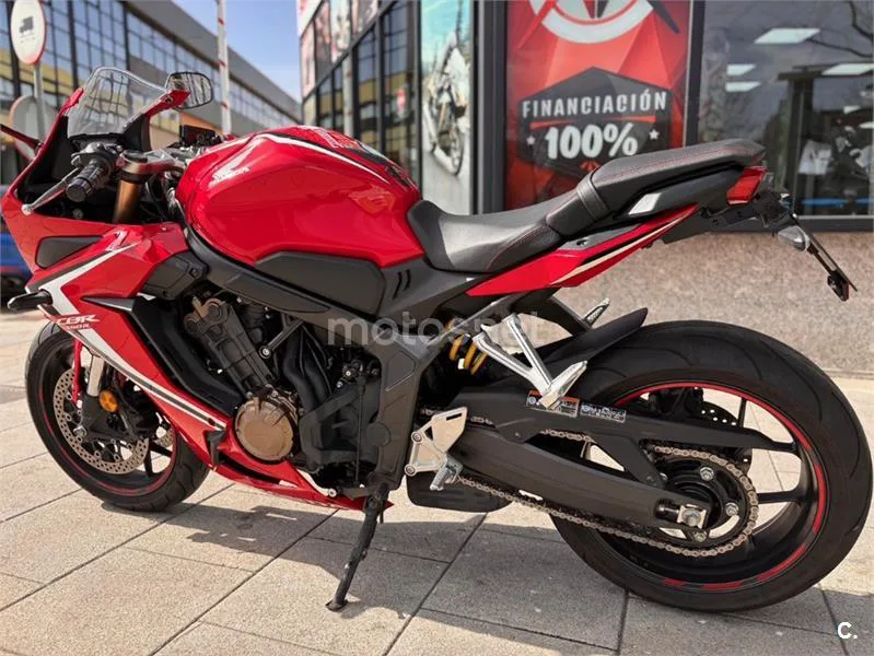 Honda CBR 650 R – Vista 11