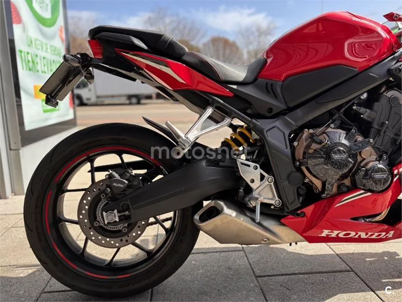 Honda CBR 650 R – Vista 9