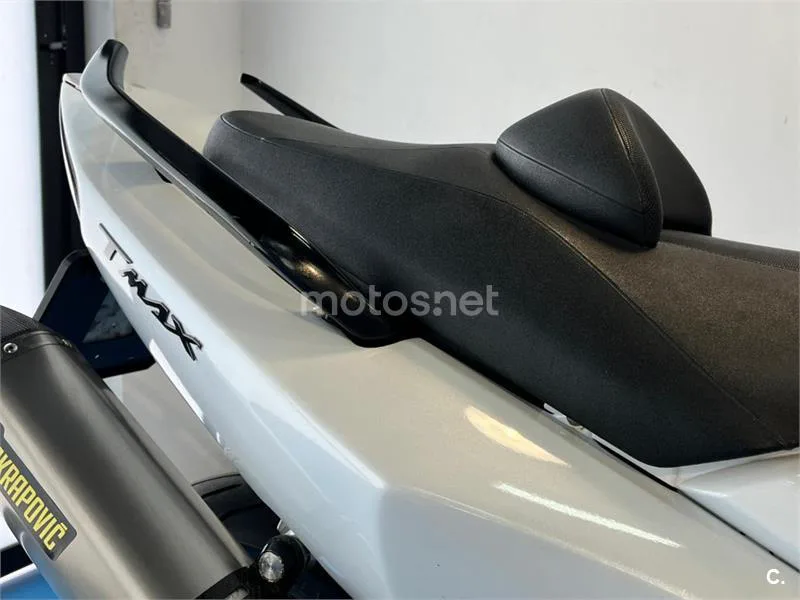 Yamaha TMAX 500 – Vista 14