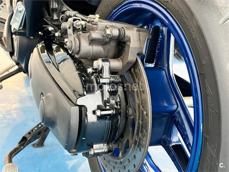 Yamaha TMAX 500 – Vista 18
