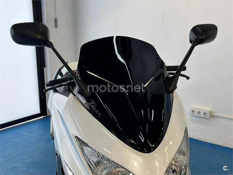Yamaha TMAX 500 – Vista 20