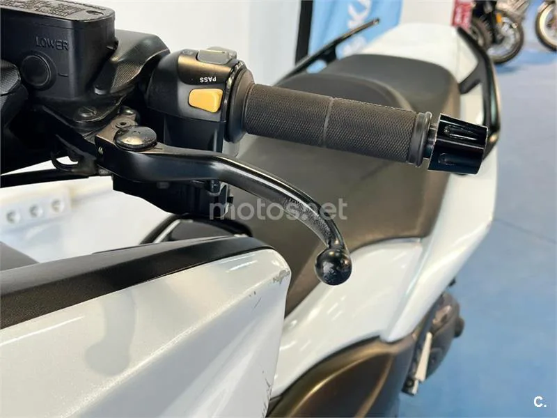 Yamaha TMAX 500 – Vista 36