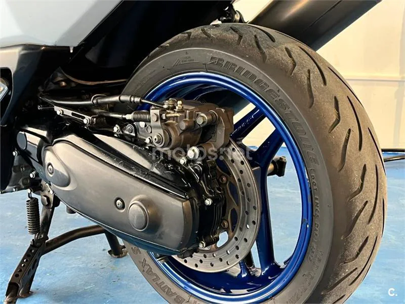 Yamaha TMAX 500 – Vista 37