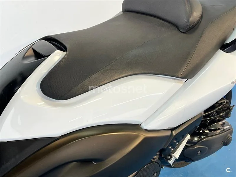 Yamaha TMAX 500 – Vista 40