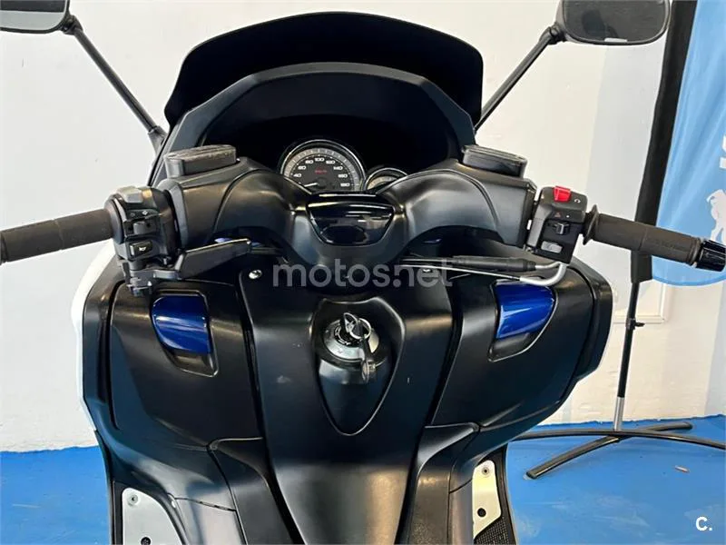 Yamaha TMAX 500 – Vista 42