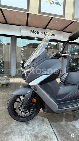 SYM Maxsym 400 – Vista 6