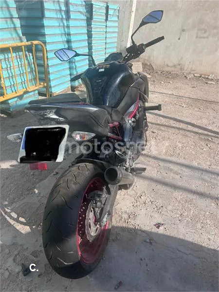 Kawasaki Z 900 – Vista 2