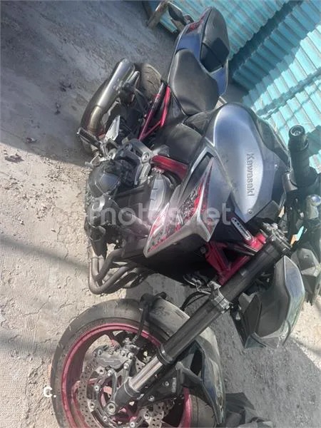 Kawasaki Z 900 – Vista 4