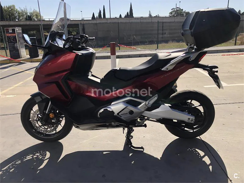 Honda Forza 750 – Vista 4