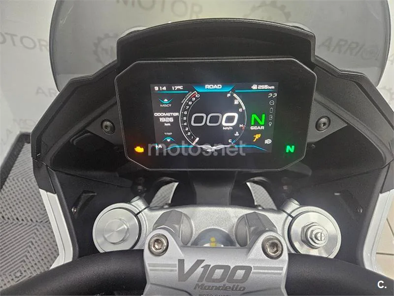 Moto Guzzi V100 Mandello – Vista 11