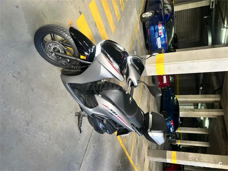 Honda SH350i – Vista 3