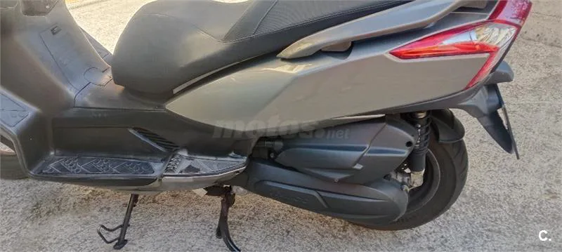 Kymco Super Dink 125i – Vista 7