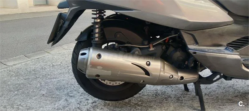 Kymco Super Dink 125i – Vista 8