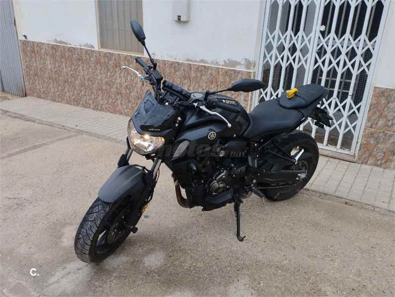 Yamaha MT-07 – Vista 3
