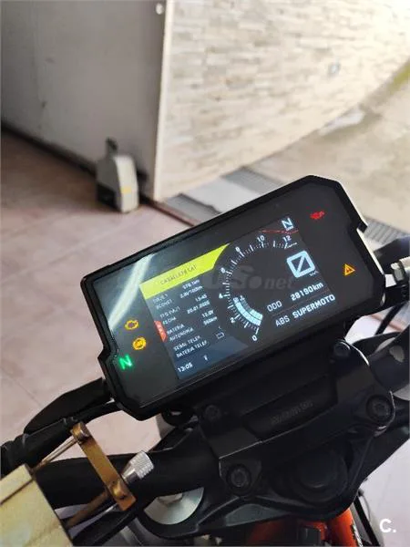 KTM 125 – Vista 2