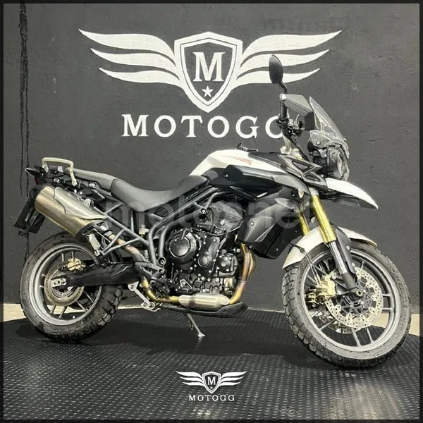 Triumph Tiger 800 – Vista 3