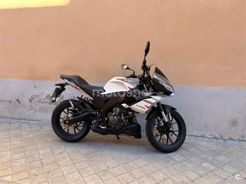 Aprilia Tuono 125 – Vista 4