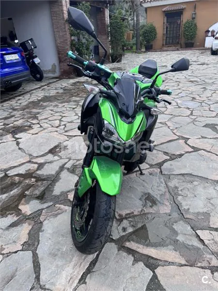 Kawasaki Z 900 – Vista 7