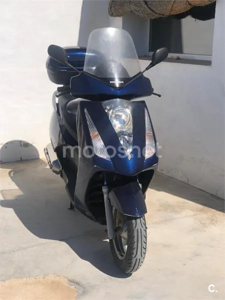 Honda FES 125 Pantheon – Vista 2