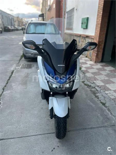 Honda Forza 125 – Vista 6