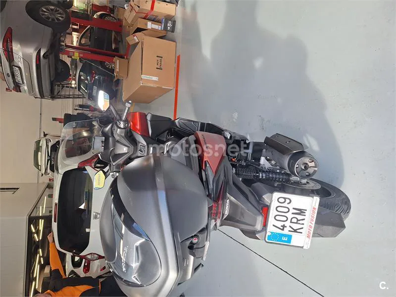 Honda Forza 125 – Vista 4