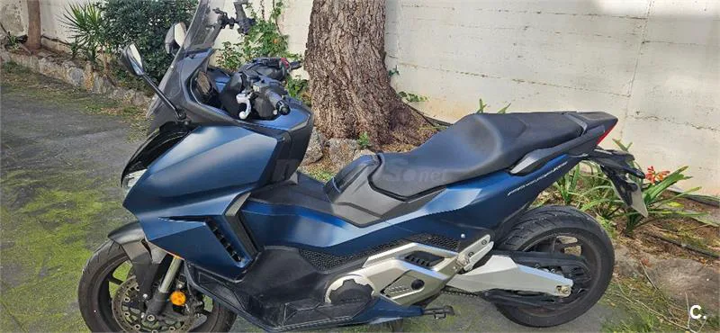 Honda Forza 750 – Vista 2