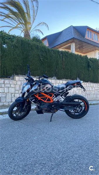 KTM 125 – Vista 3